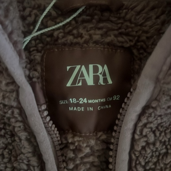 Zara zip up hoodie 18-24months - Picture 2 of 3